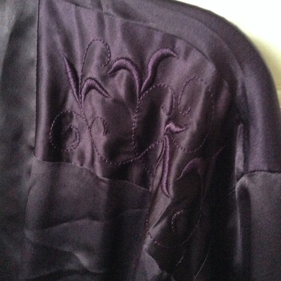 Cacique Robe - Picture 3 of 7